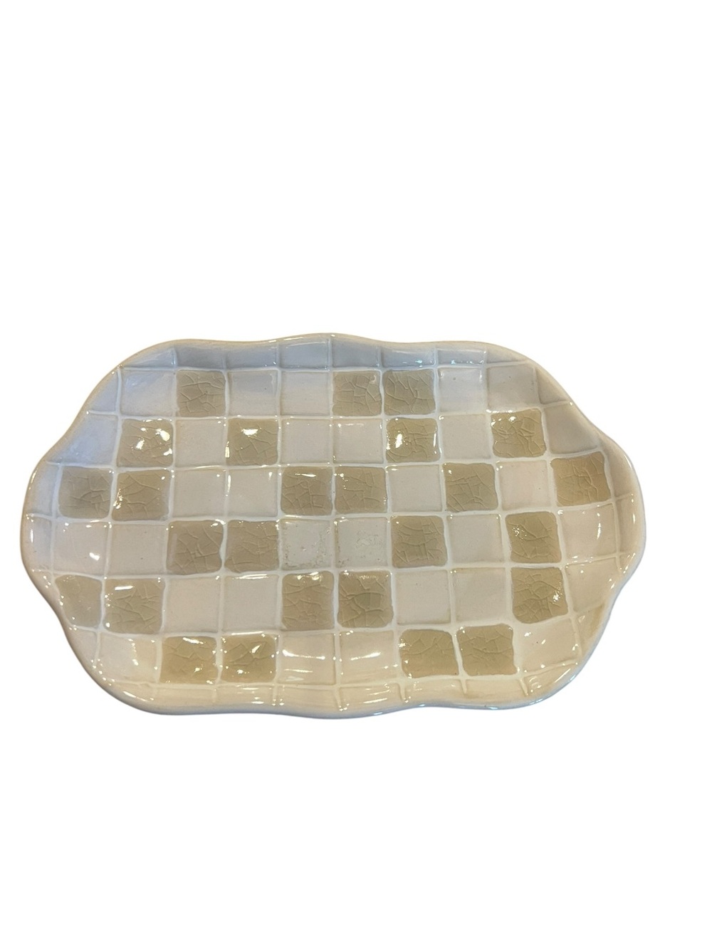 Neutral Checkered Ceramic Soap Dish